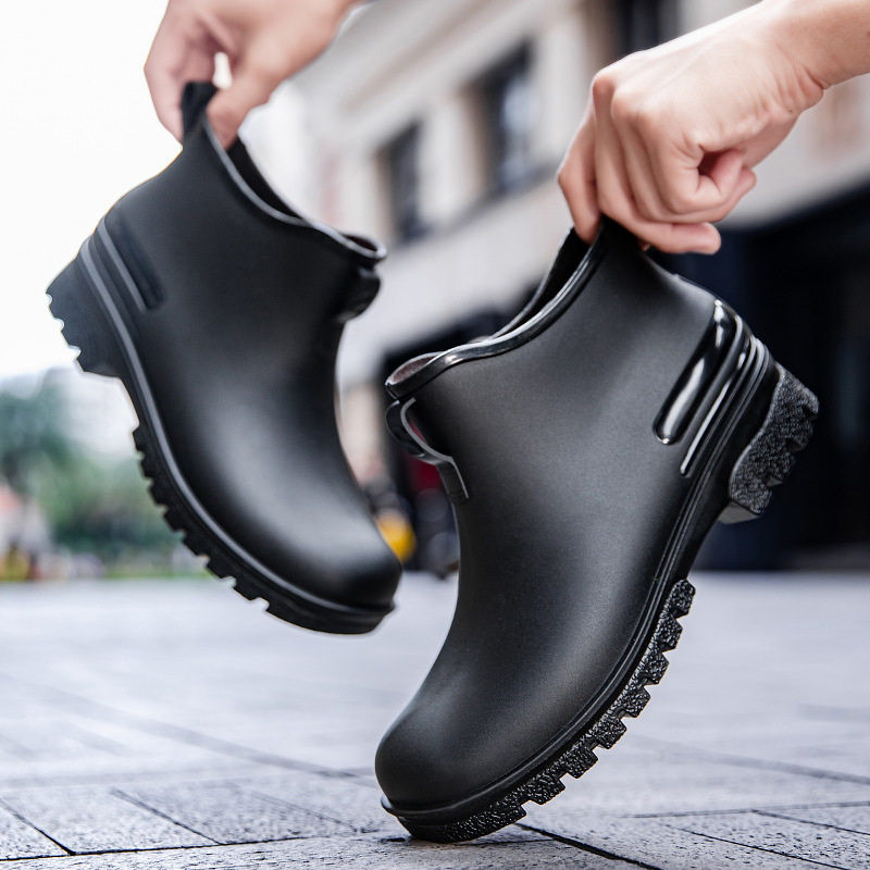 Fishing Boots - Couple's Short-Tube Non-Slip Plastic Rain Boots,